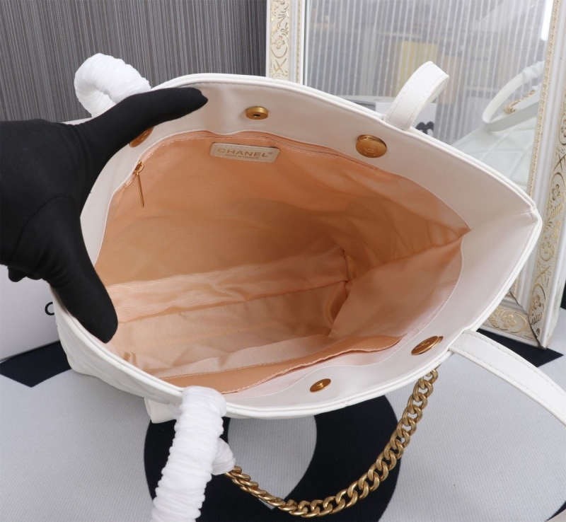 Ch**el shopping bags